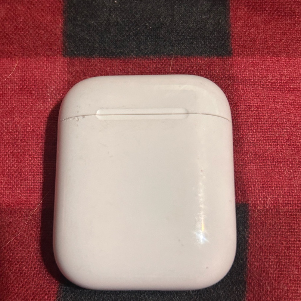 Used AirPods (Gen 1)